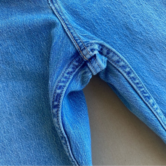 Levi’s 70s High Rise Flare Light Wash Womens Premium Quality Jeans - Picture 8 of 14